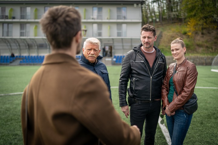 Einstein - Marko Igonda